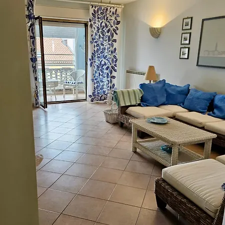 Апартаменти Brezza Marina