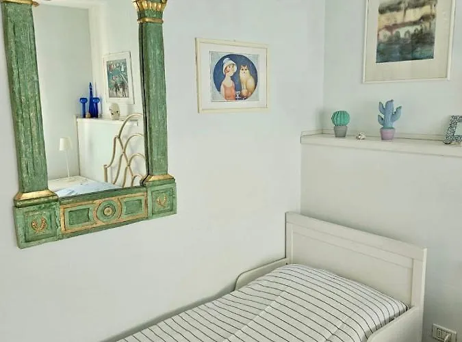 Brezza Marina Апартаменти